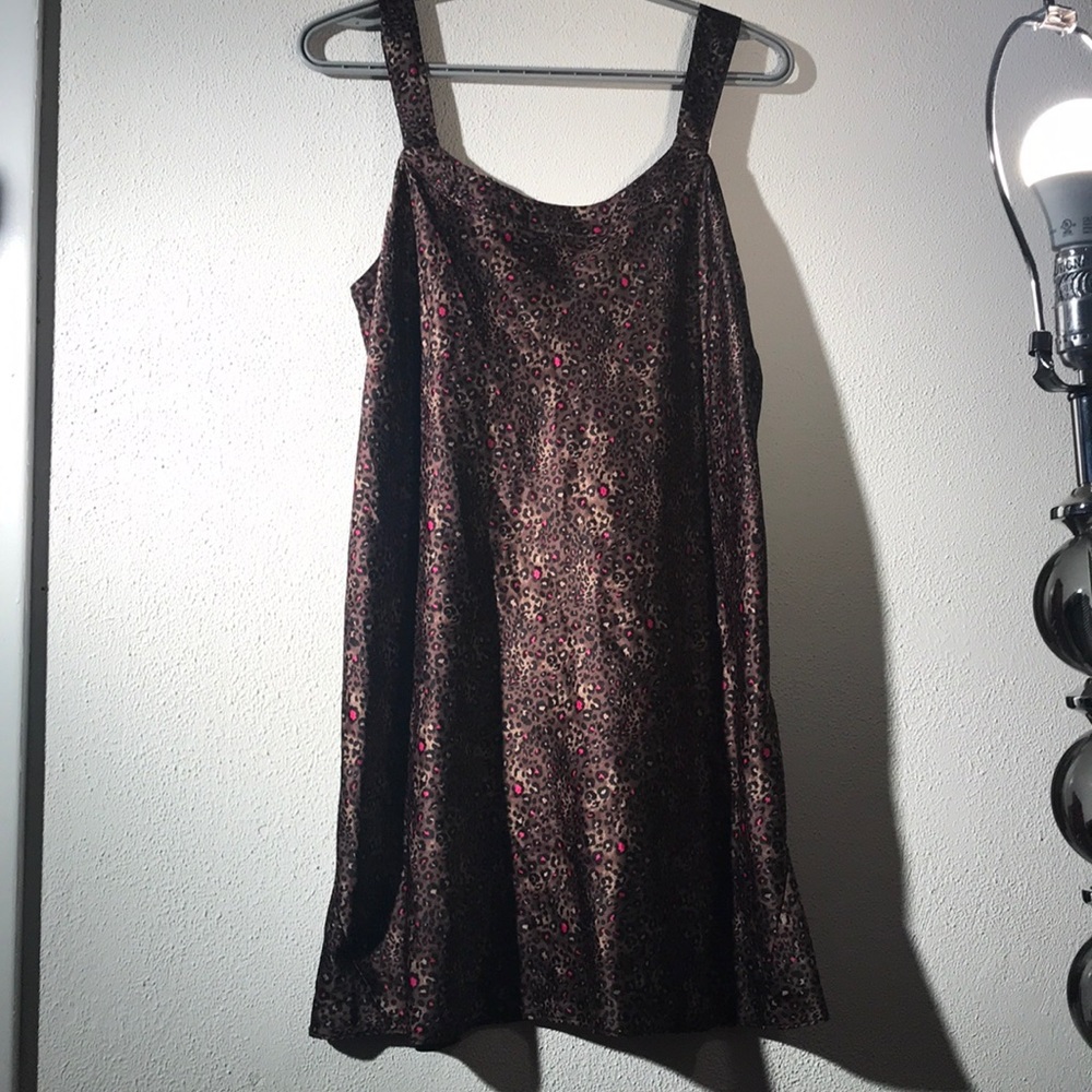 Cabernet leopard Slip